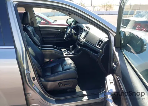 2018 Toyota Highlander Se from USA, damaged, VIN 5TDKZRFH8JS538170